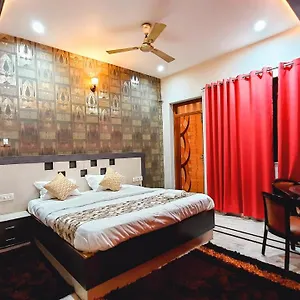 Hotel Rajyashree Palace India
