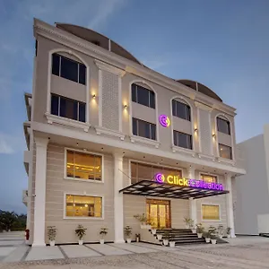 **** Hotel Click Collection Grand Gateway India
